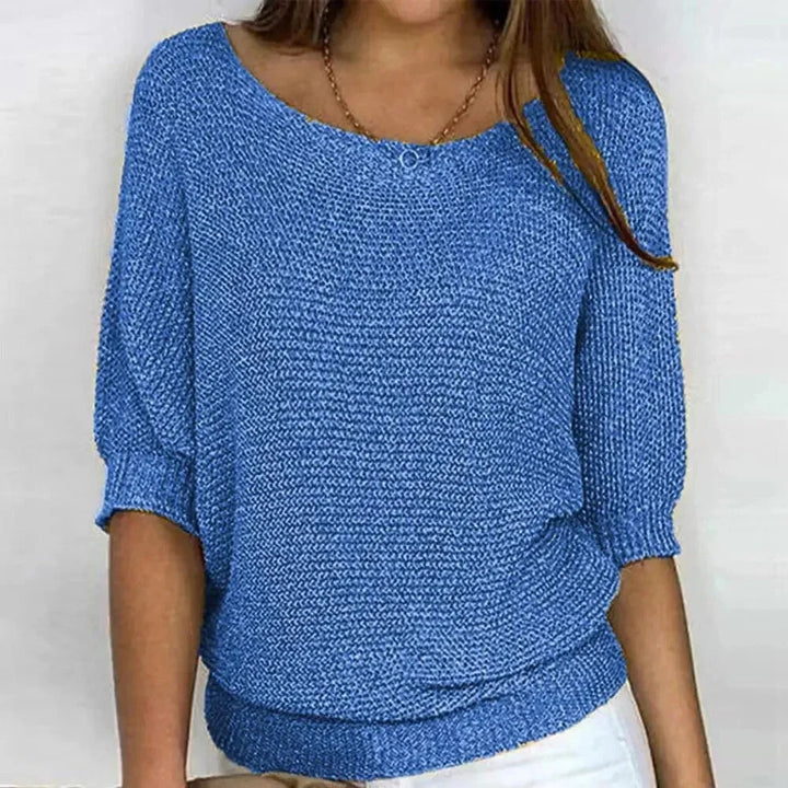 Blauer Damen 3/4 Arm Pullover aus weichem Baumwollmix mit Rundhalsausschnitt und lässigem Schnitt für den Alltag.