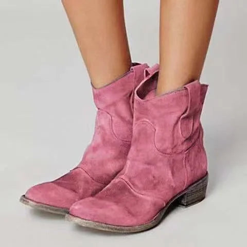 Rosa Damen Ankle Booties aus weichem Material mit Seitenschlaufen und bequemen Blockabsatz für vielseitige Outfits.