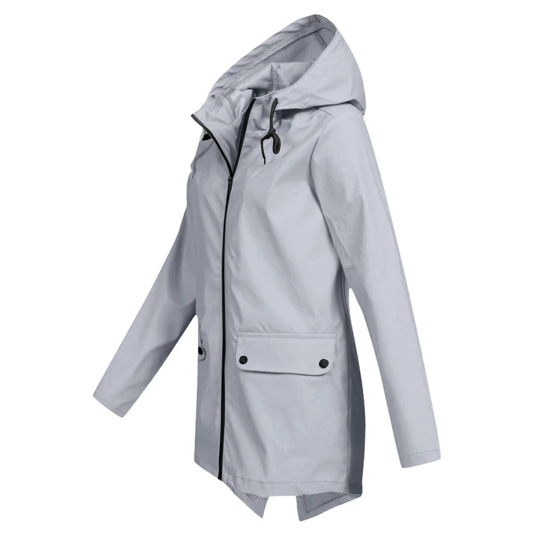 Damen Übergangsjacke mit Reißverschluss, Kapuze und atmungsaktivem Material, ideal für wechselhaftes Wetter.