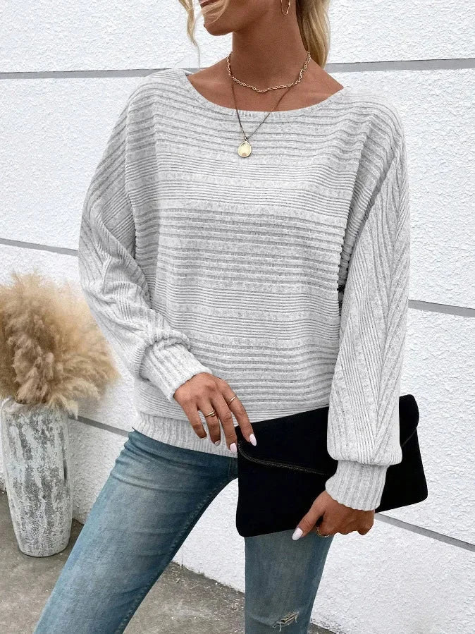 Damen Pullover mit Streifen, weiter Rundhalsausschnitt, aus weicher Baumwolle, ideal für lässige Alltagslooks.