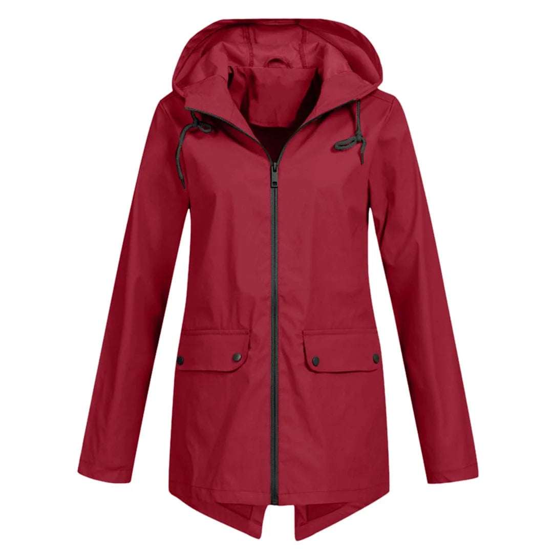 Rote Damen Regenjacke mit Kapuze, wasserabweisendem Material und praktischen Taschen für optimalen Schutz bei Regen.