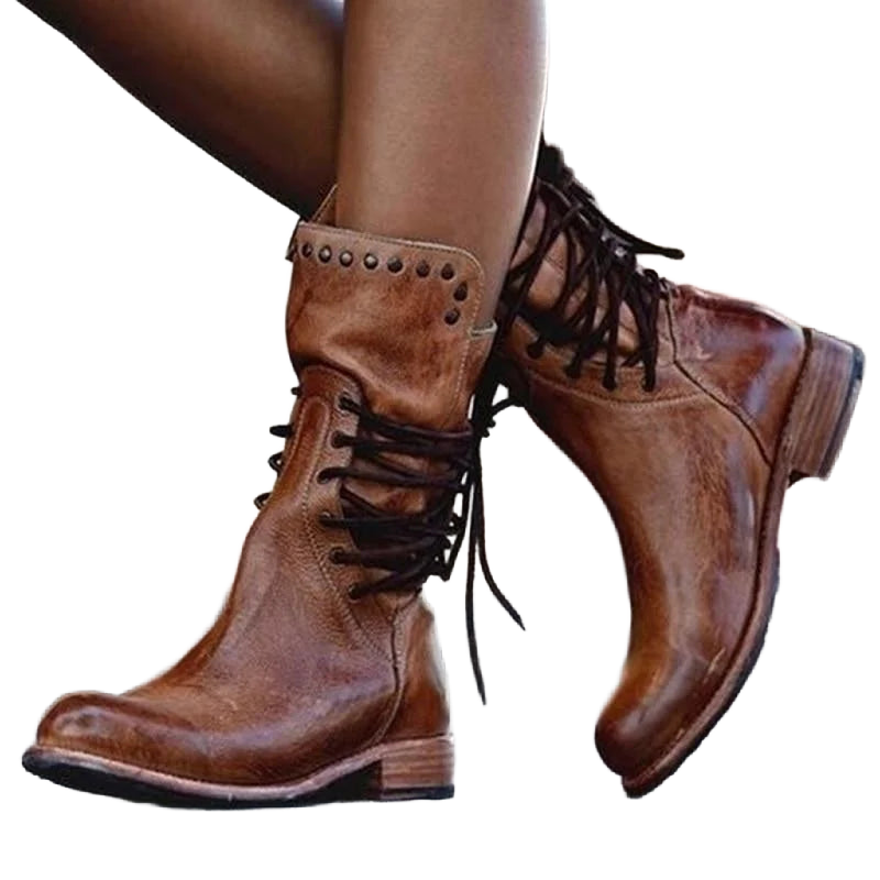 Braune Damen Schnürstiefel aus Leder mit Nieten und robustem Blockabsatz für Alltag und Freizeit.