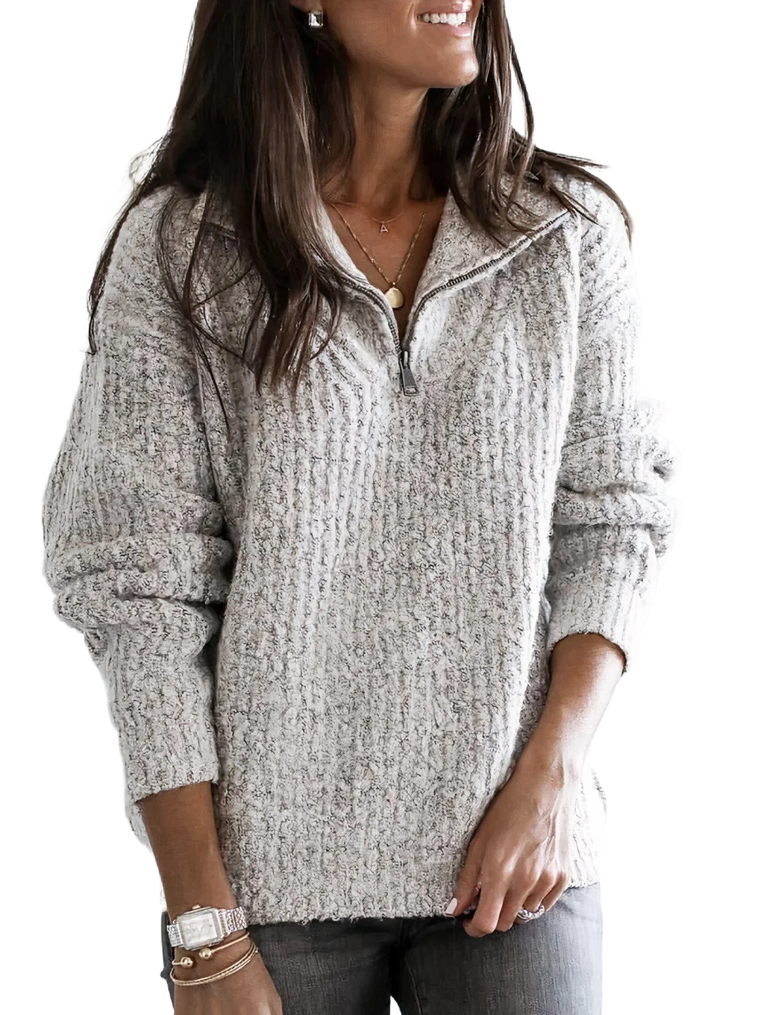 Grauer Damen Strickpullover mit halbem Reißverschluss, aus weichem Material, lässiger Schnitt und komfortablem Tragegefühl.