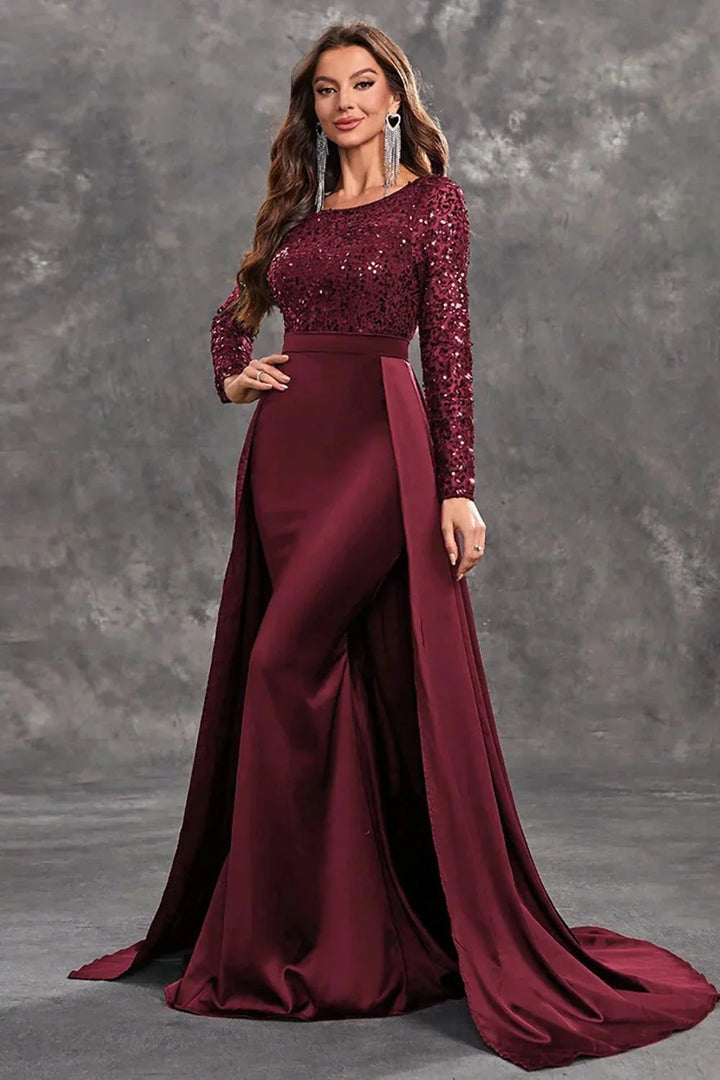 Damen Abendkleid mit Paillettenoberteil und fließendem Rock – High-quality product image.
