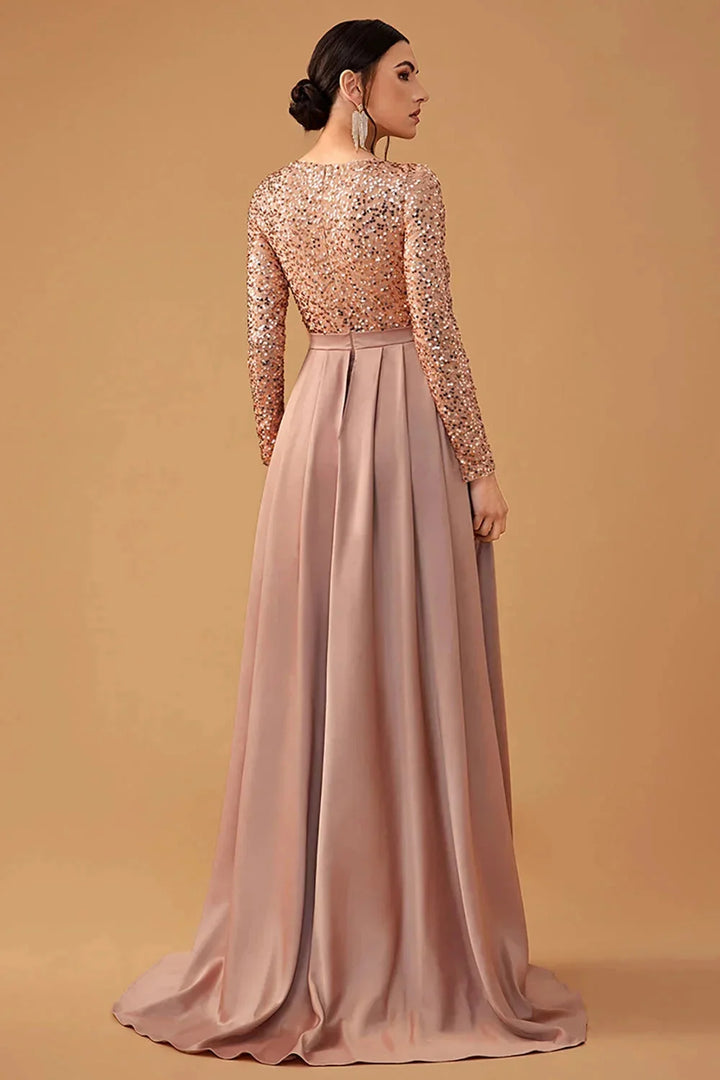 Damen Abendkleid mit Paillettenoberteil und fließendem Rock – High-quality product image.