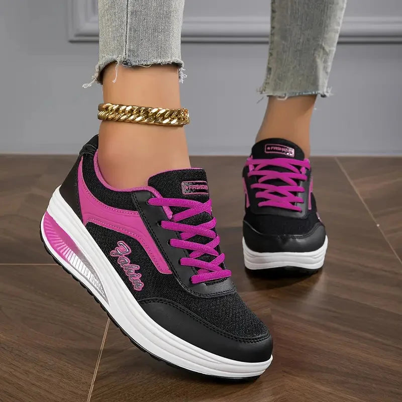 Schwarze Damen Air Cushion Sneakers in Lila mit atmungsaktivem Mesh-Design. Bequem, leicht und sportlich für den aktiven…