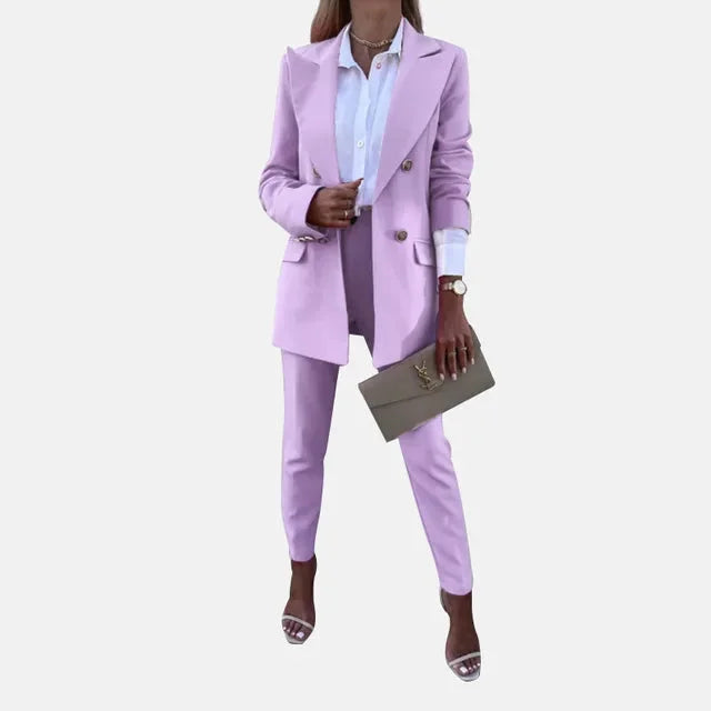 Damen Anzug Set mit Blazer und Hose aus atmungsaktivem Stoff in klassischem Schnitt, ideal für Büro und formelle Anlässe.