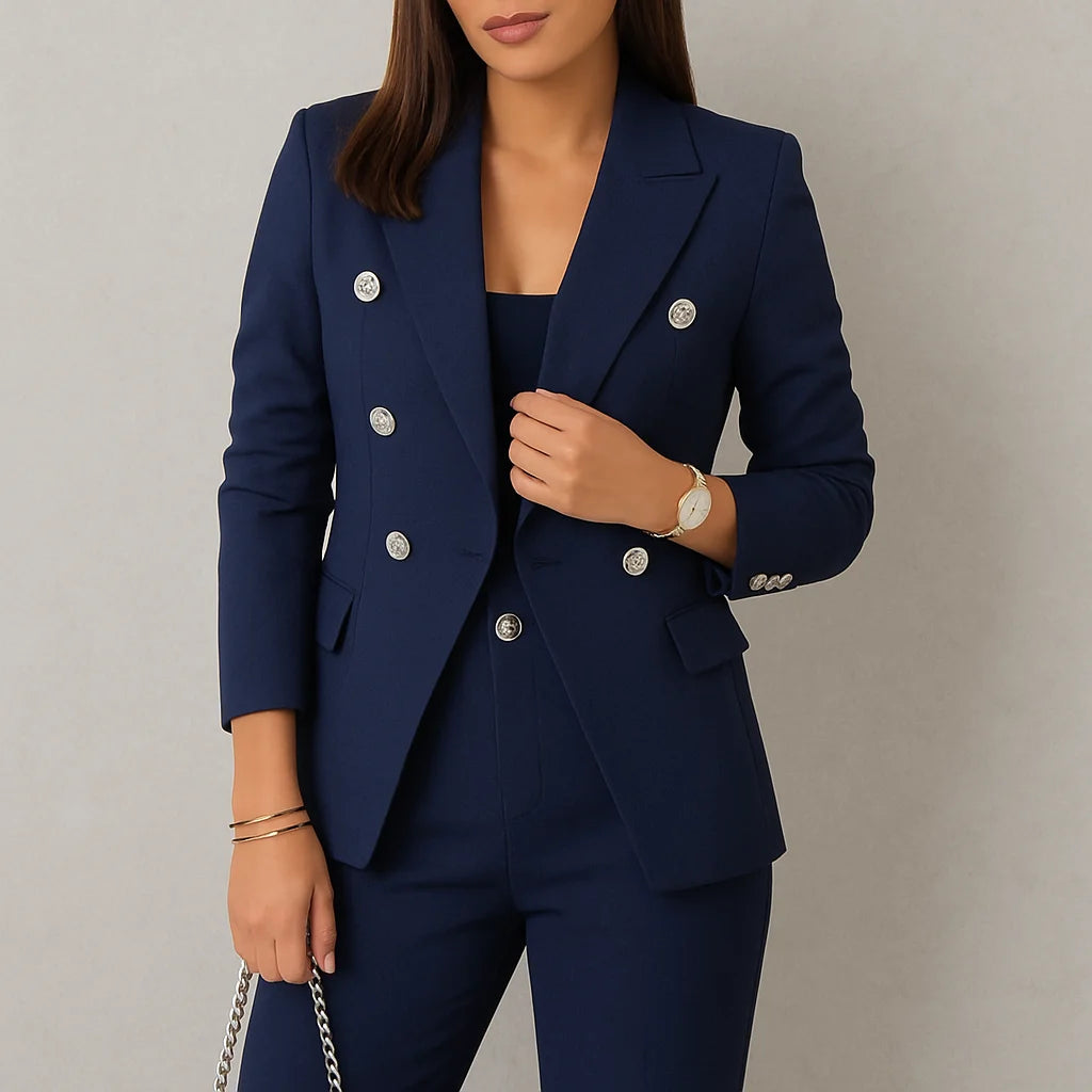Damen Anzug Set in Blau, zweireihiger Slim Fit Blazer mit passender Hose aus leichtem, atmungsaktivem Stoff.