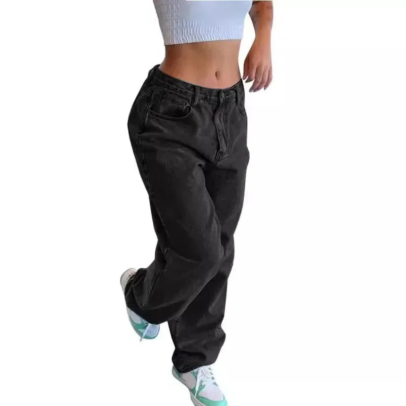 Schwarze Damen Baggy Jeans aus hochwertigem Denim, bequeme Passform, lässiger Schnitt und lässige, vielseitige Gestaltung.