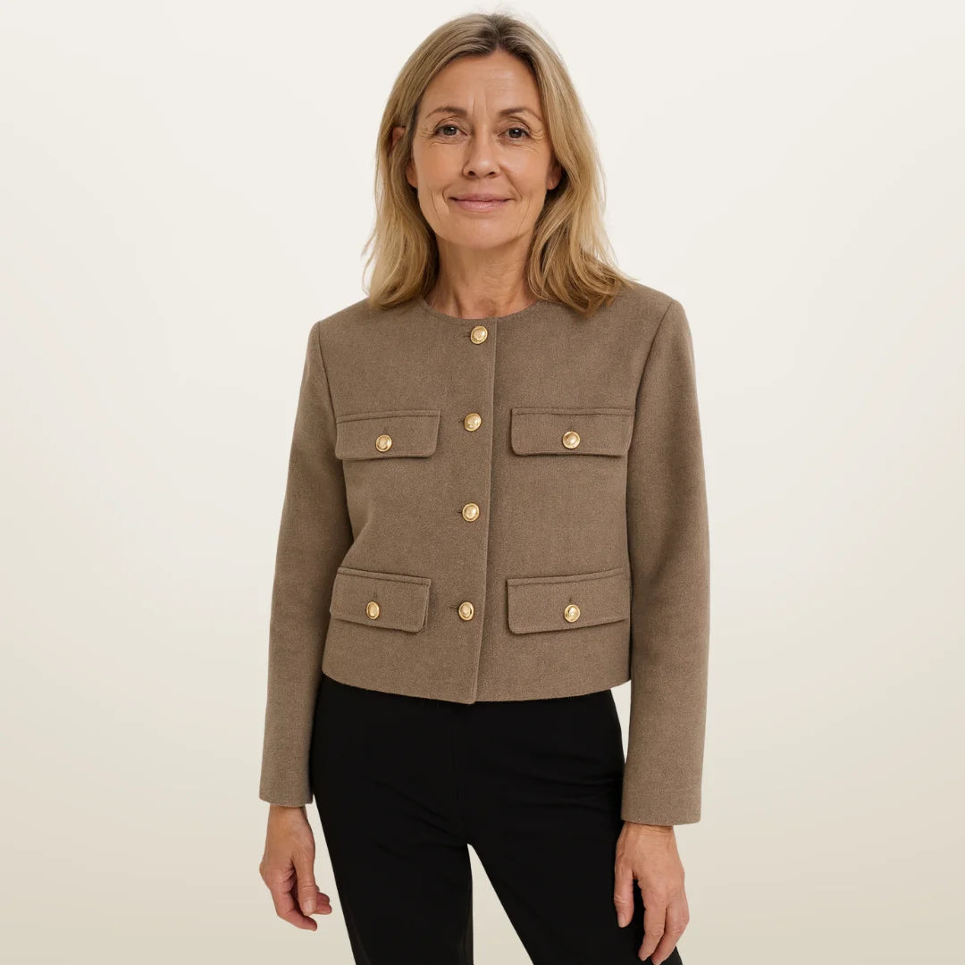 Damen Blazer aus hochwertigem Material mit Knopfdetails und geradem Schnitt in moderner, eleganter Passform.