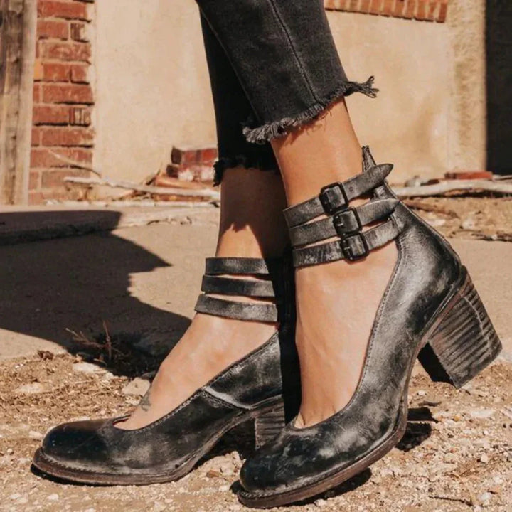 Schwarze Damen Blockabsatz Pumps mit Riemen und Reißverschluss aus Wildleder-Imitat, ideal für schicke Anlässe.