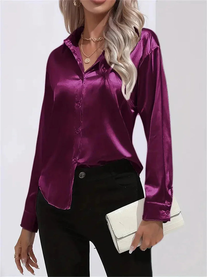 Damen Bluse aus satin, elegantes Design mit Knöpfen, ideal für formelle Anlässe oder den Alltag.