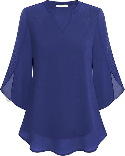 Damen Bluse aus leichtem Stoff mit V-Ausschnitt und schmeichelhaften Flatterärmeln.