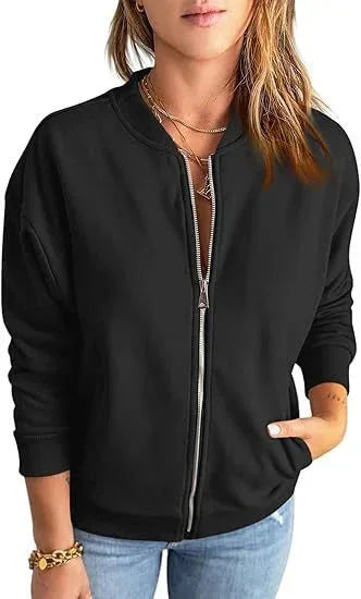 Schwarze Damen Bomberjacke aus leichtem Stoff, mit Reißverschluss, seitlichen Taschen und klassischem Schnitt.