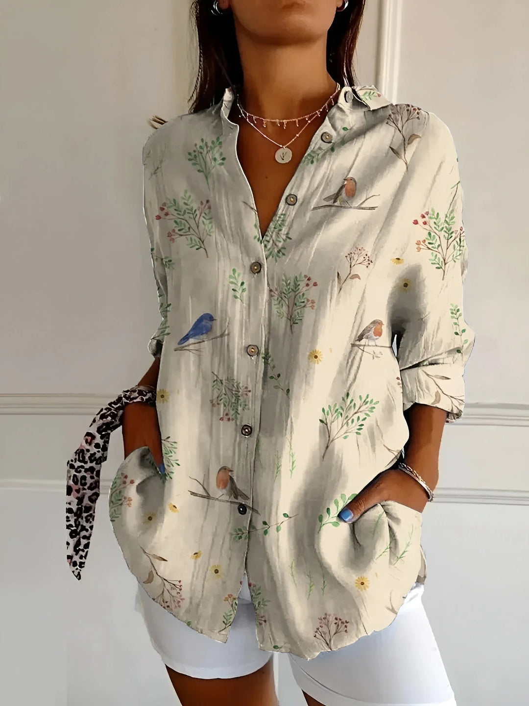 Damen Button-Down-Hemd mit Langarm und Blumenmuster in Vögel, Baumwollmischung, schlichtes Design mit floraler Verzierung
