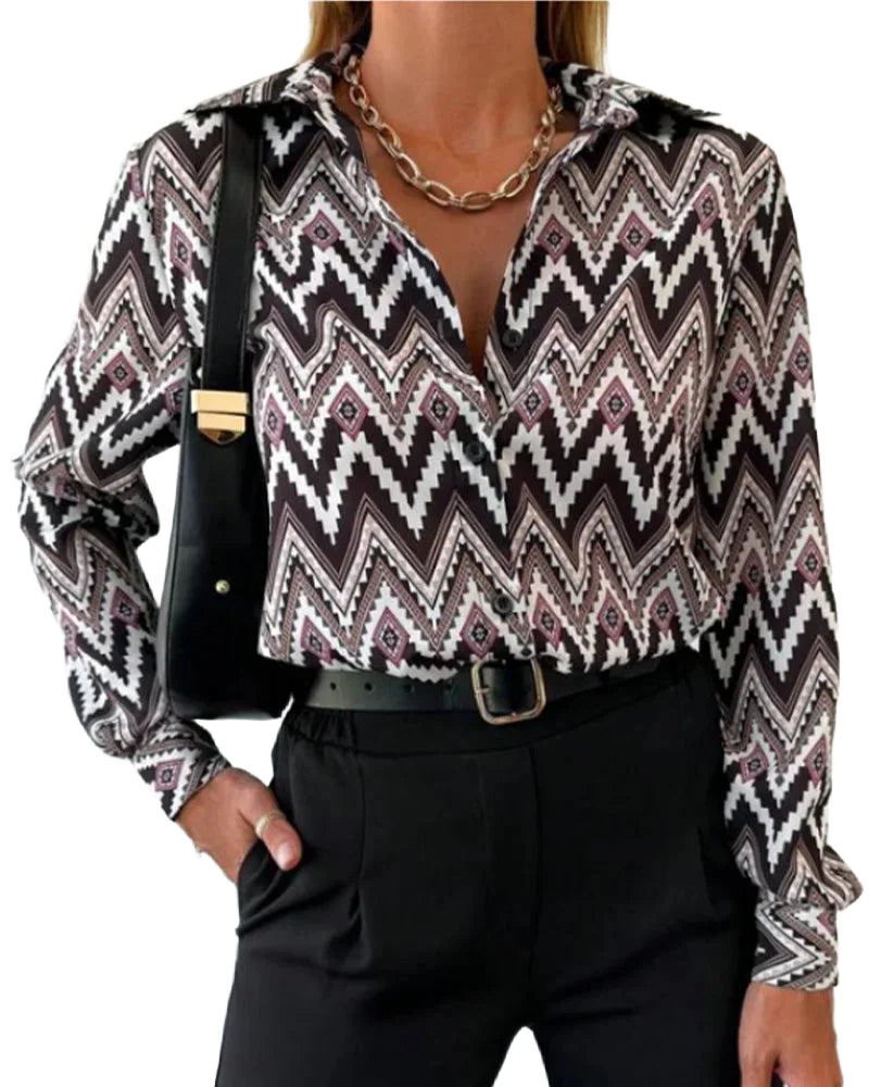 Damen Schwarz-Weiß Chevron Bluse mit langen Ärmeln aus leichtem Baumwollmaterial, ideal für legere Anlässe.
