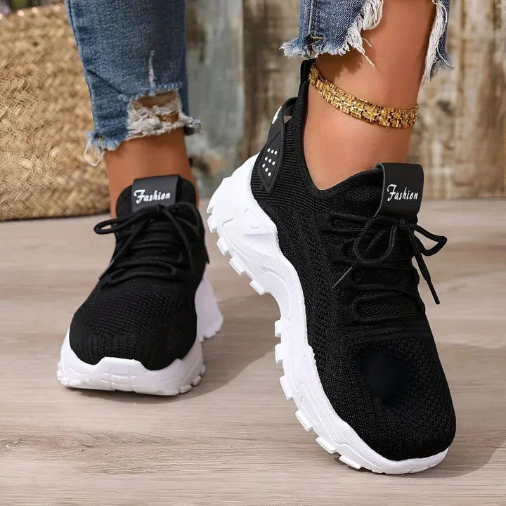Damen Sneaker mit Strickdesign und verstärkter Sohle