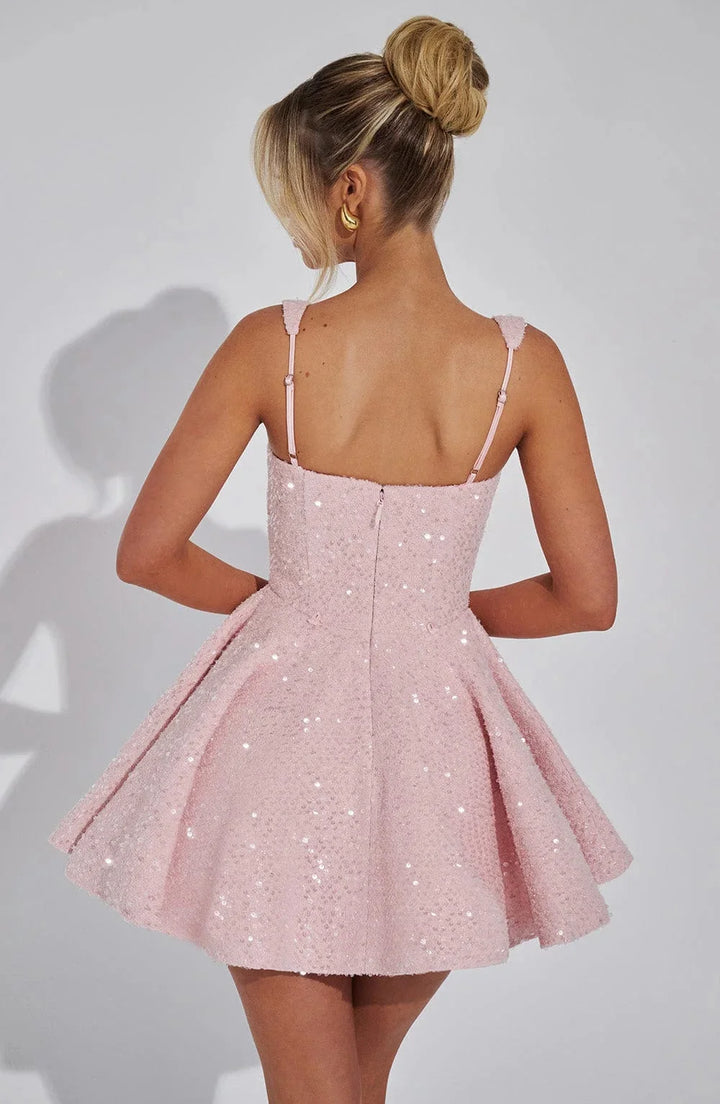 Damen Funkelndes Minikleid mit ausgestelltem Schnitt – High-quality product image.
