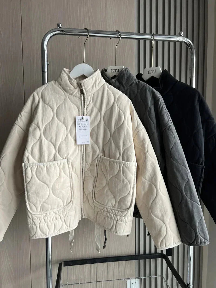 Damen Jacke mit Stehkragen und Taschendetails