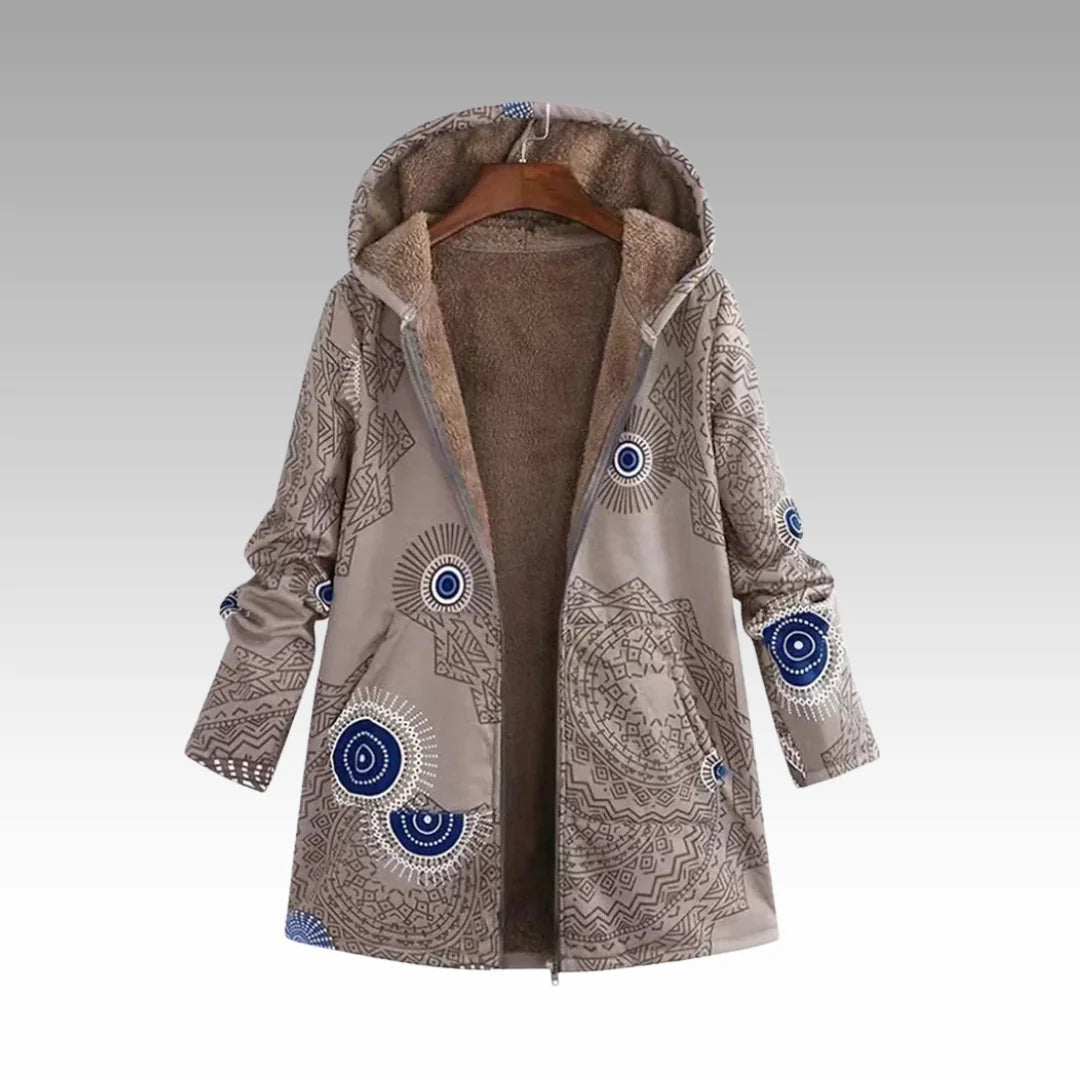 Damen Kapuzenjacke in Khaki, mit Muster, Fleece-Futter und praktischen Taschen für bequemes Tragen im Alltag.
