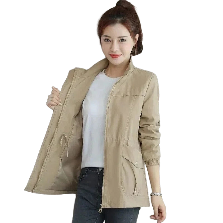 Damen Kurzjacke mit Reißverschluss und Pattentaschen