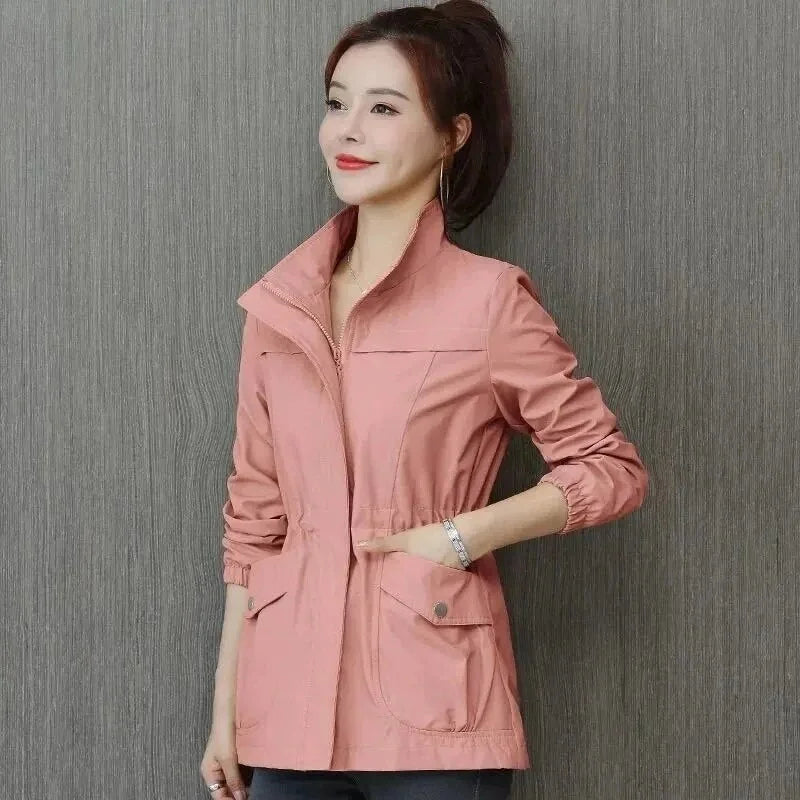 Damen Kurzjacke mit Reißverschluss und Pattentaschen