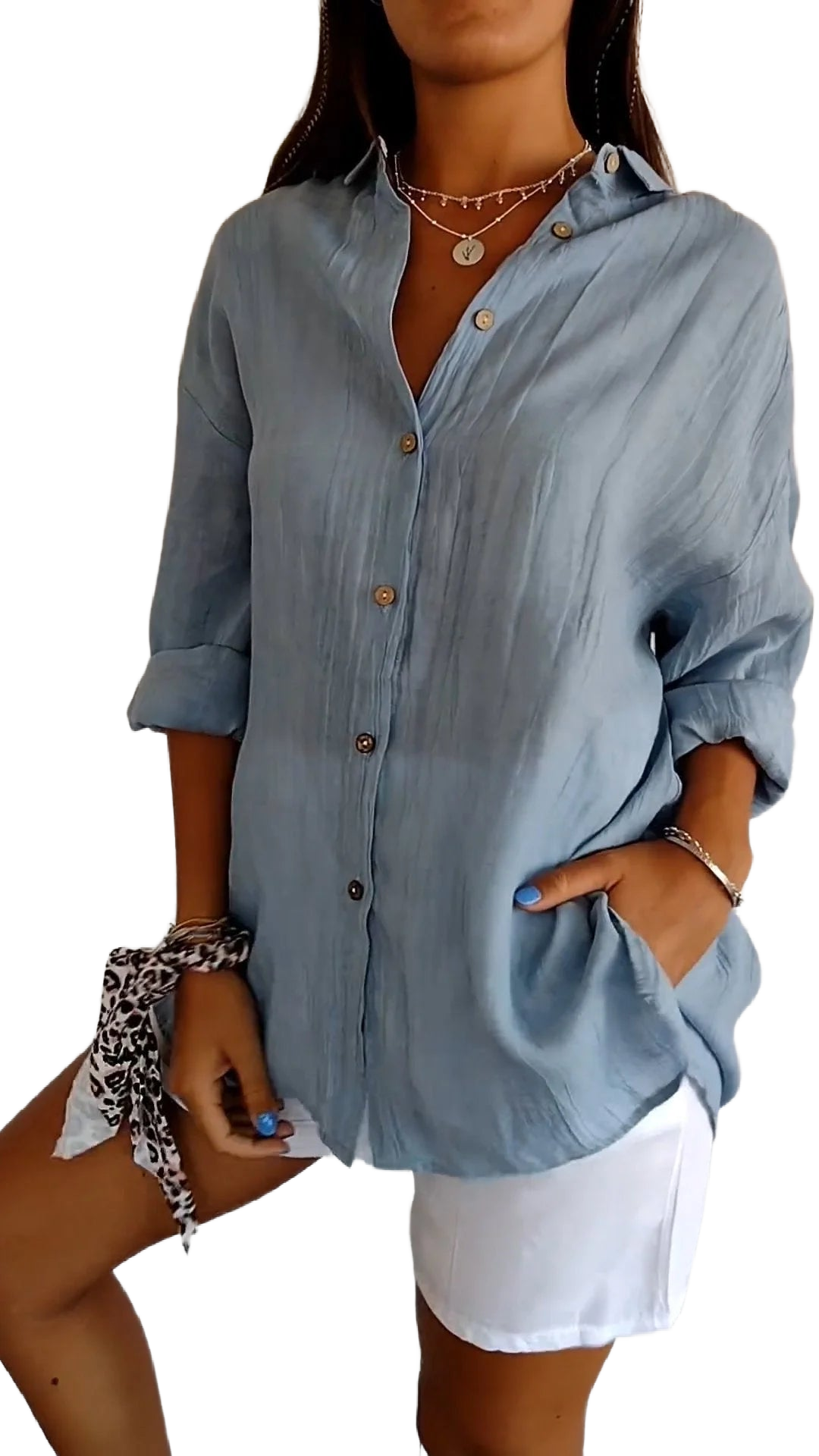 Damen Langarm-Hemd aus Baumwolle in weiter Passform mit Knopfleiste - lässiger Look für Frauen.