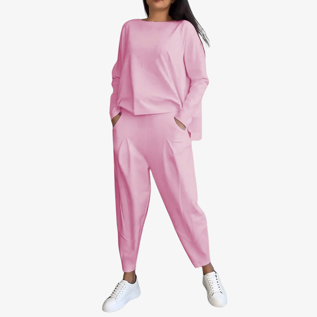 Damen Langarm Zweiteiler in Rosa aus weichem Baumwollmix, mit lässigem Schnitt und bequemen langen Ärmeln.