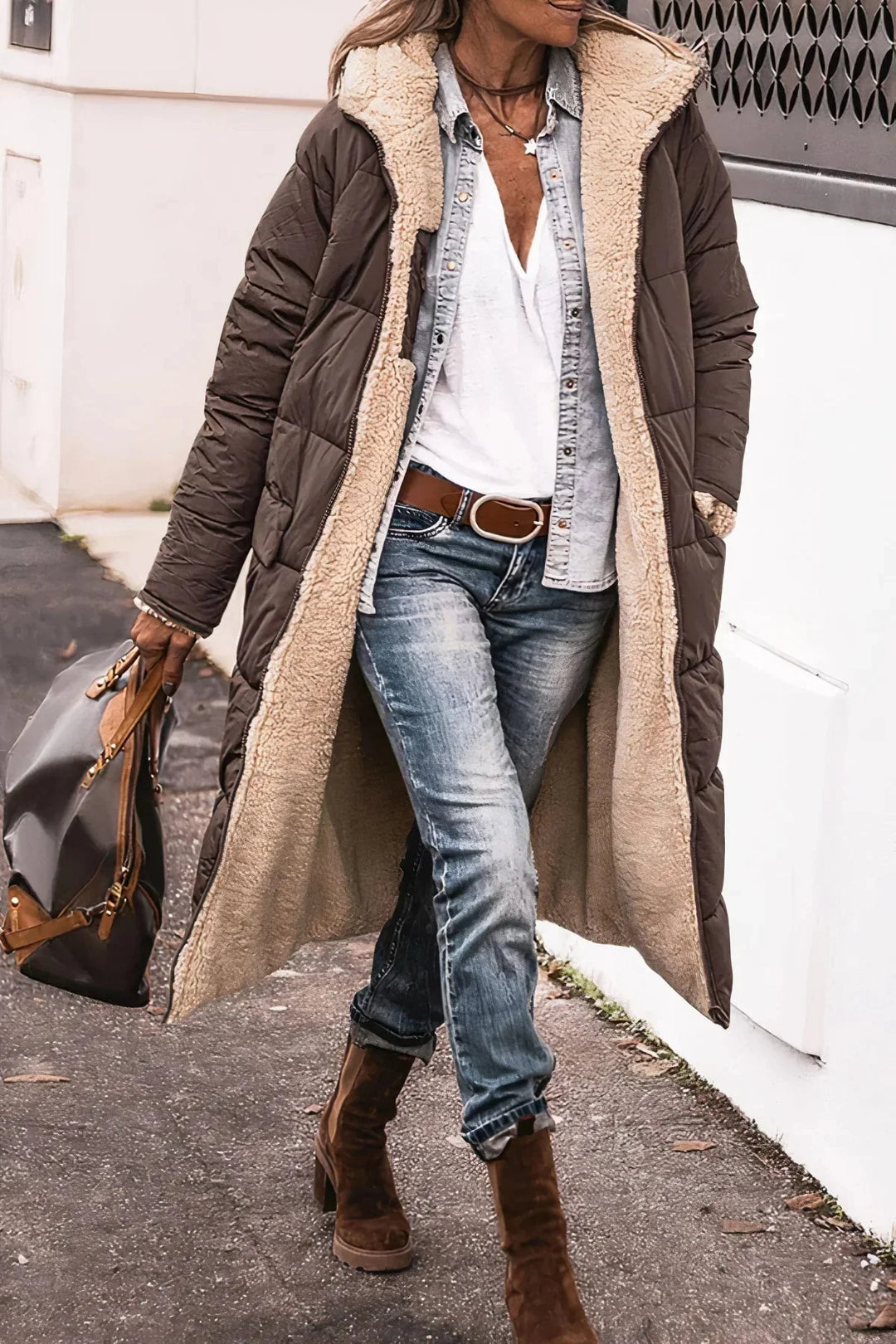 Damen Langer Wintermantel mit Kapuze und Teddyfutter