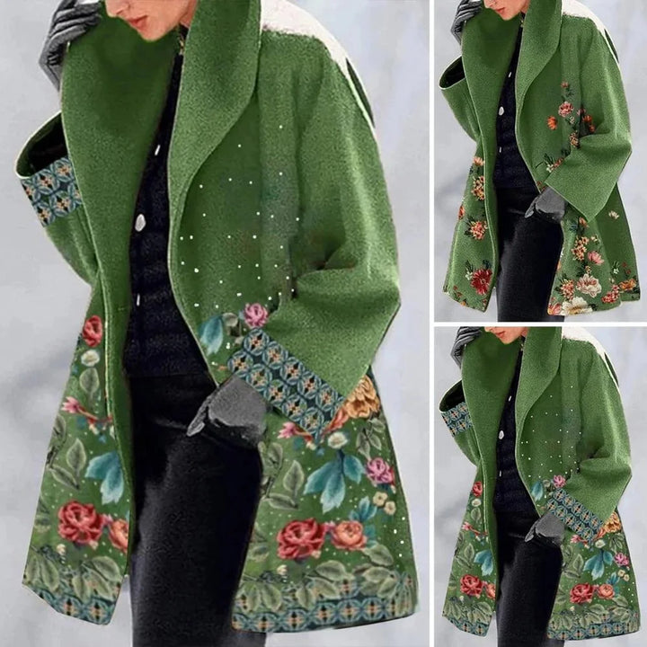 Damen Langmantel aus weichem Stoff, mit floralem Muster und weitem Kragen für einen lässigen, eleganten Look.