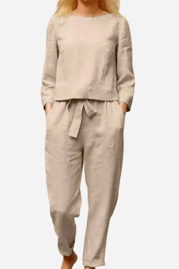 Damen Leinen Zweiteiler Set mit Rundhalsausschnitt, leichtes Material, entspannte Passform, ideal für warme Tage.