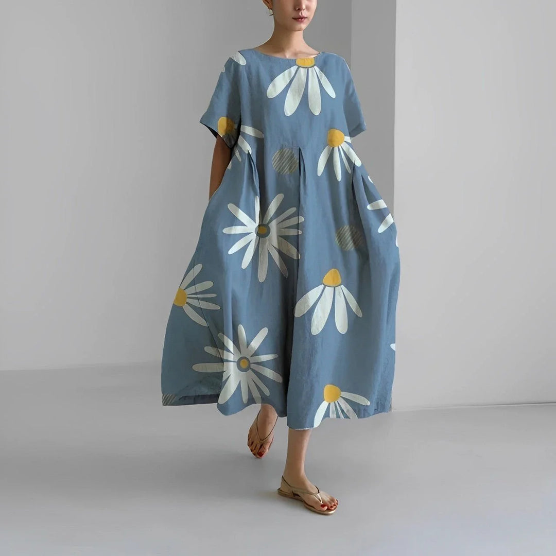Damen Maxi-Kleid mit großem Blumenprint, Blau-weiß, aus leichtem Stoff, ideal für den Sommer.