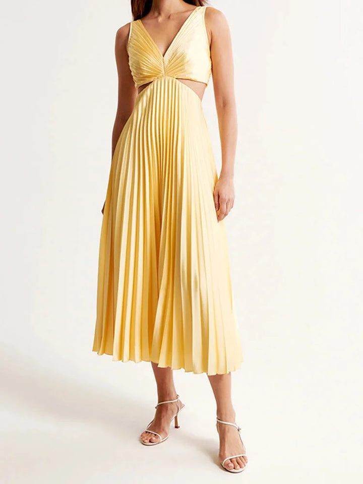 Damen Maxikleid Gelb Plissee mit Tiefem Ausschnitt – High-quality product image.