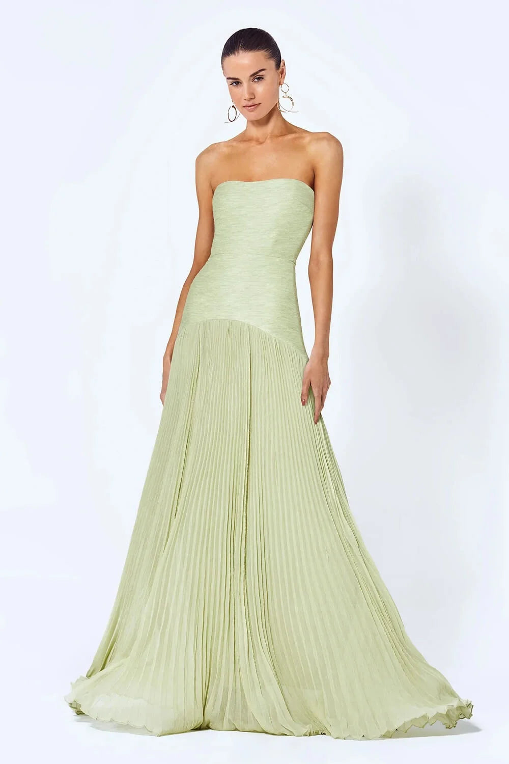Damen Maxikleid in Olivgrün mit trägerlosem Design – High-quality product image.