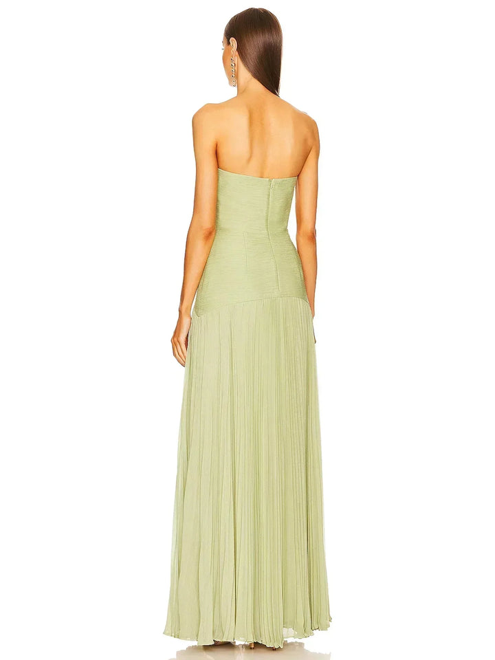 Damen Maxikleid in Olivgrün mit trägerlosem Design – High-quality product image.