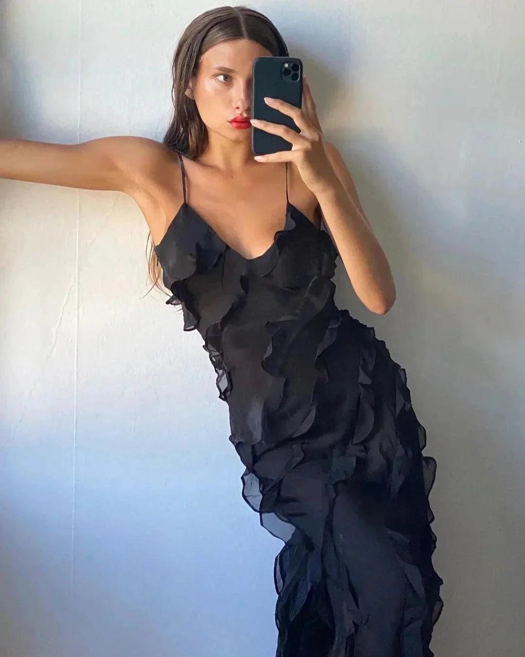 Damen Maxikleid mit Rüschen für Abendveranstaltungen – High-quality product image.