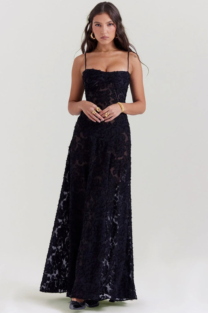 Damen Maxikleid mit Spaghettiträgern und Blumenmuster – High-quality product image.