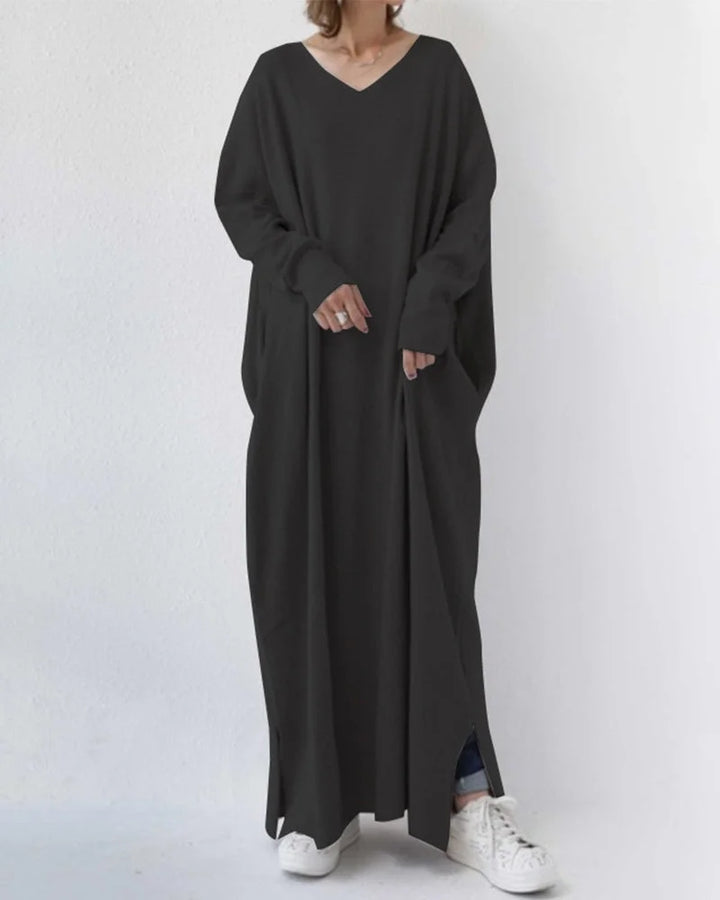 Damen Maxikleid in Schwarz, V-Ausschnitt, lange Ärmel, aus leichtem, atmungsaktivem Stoff für komfortable Passform.