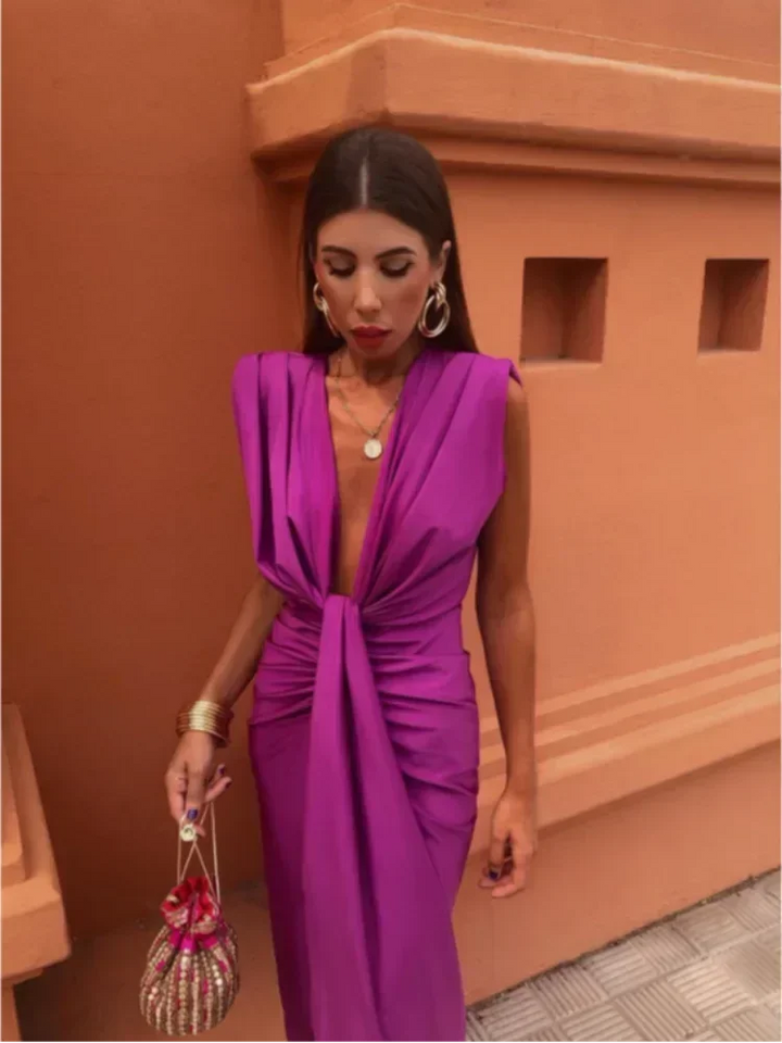 Damen Maxikleid mit V-Ausschnitt und Raffungen – High-quality product image.