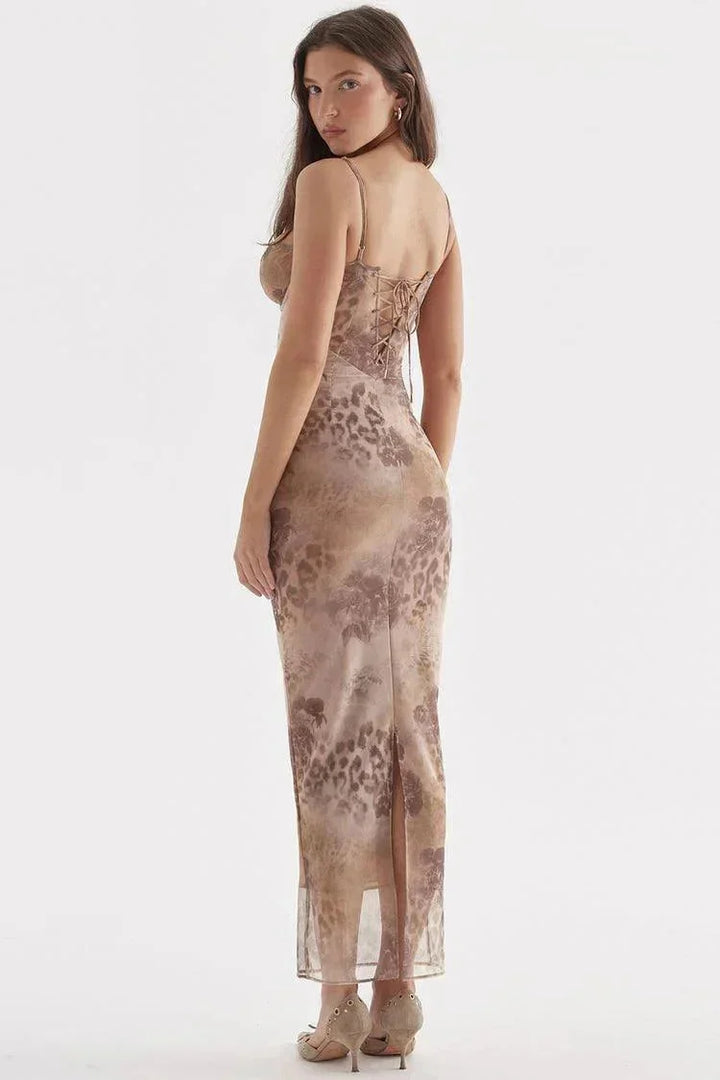Damen Maxikleid mit verstellbaren Trägern und Blumenmuster – High-quality product image.