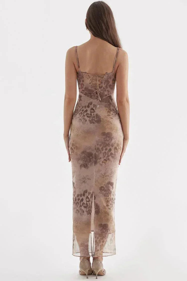 Damen Maxikleid mit verstellbaren Trägern und Blumenmuster – High-quality product image.