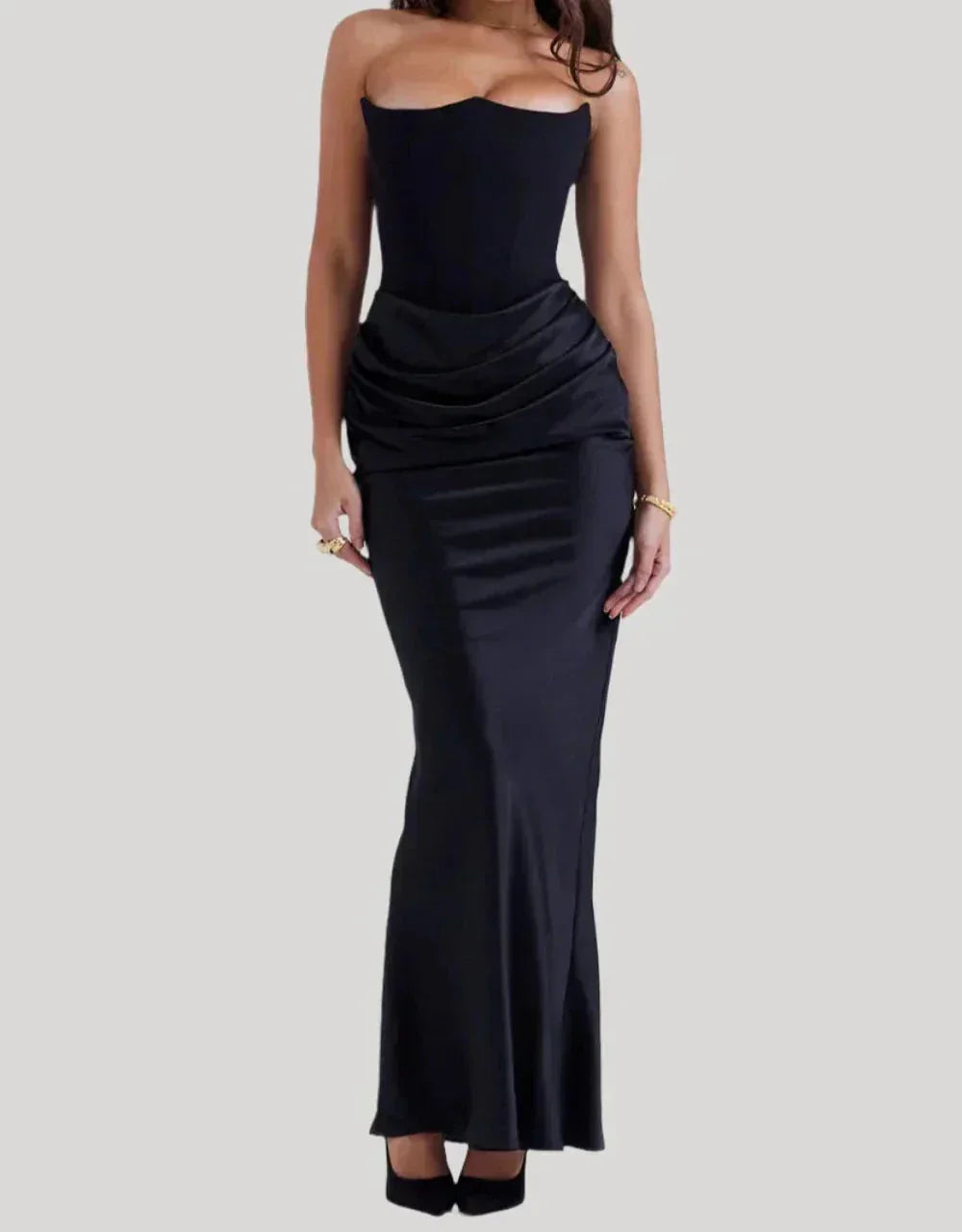 Damen Maxikleid trägerlos mit elegantem Design – High-quality product image.