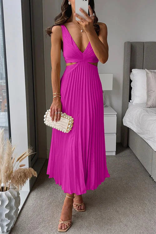 Rosa Damen Midi Abendkleid aus Plissee mit V-Ausschnitt - elegantes Design in zartem Rosa, perfekt für festliche Anlässe.