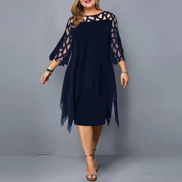 Dunkelblaues Damen Midi-Kleid in Übergröße mit asymmetrischem Saum, aus leichtem Stoff, perfekt für schicke Anlässe oder den…