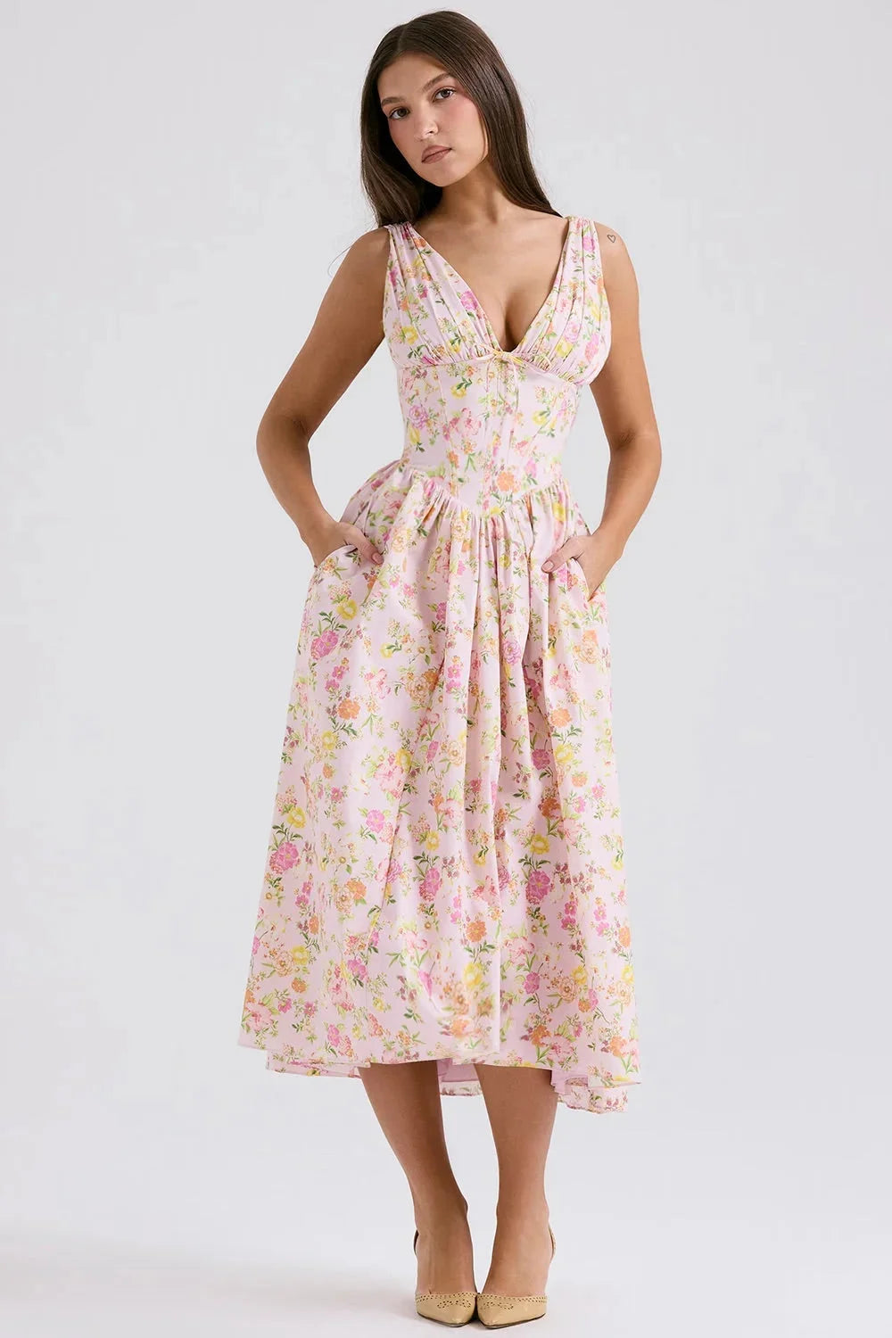 Damen Midi-Kleid mit Blumenmuster und V-Ausschnitt – High-quality product image.