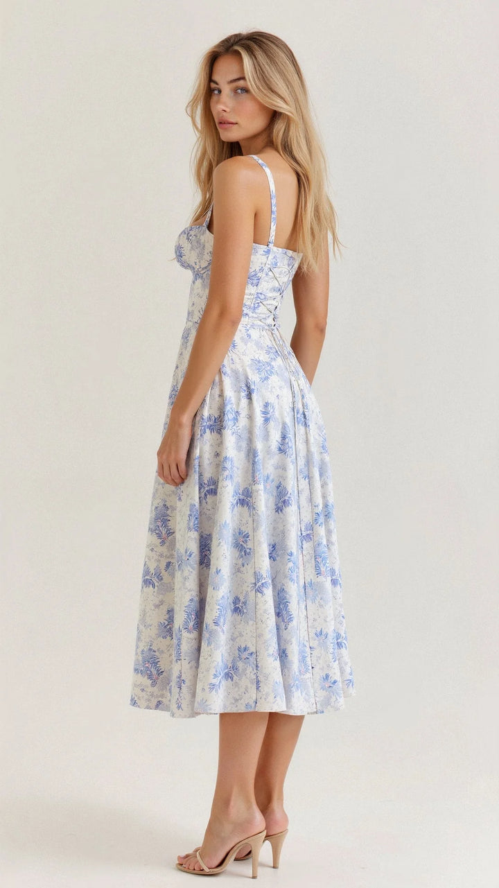 Schwarzes Midikleid für Damen mit floralem Muster und Schnürdetail aus leichtem Stoff, perfekt für den Sommer.