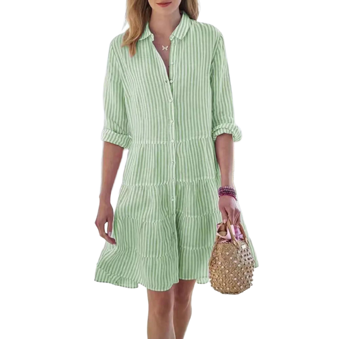 Grünes Damen Sommerkleid aus leichtem Stoff mit Knopfleiste und femininem Rüschenabschluss.