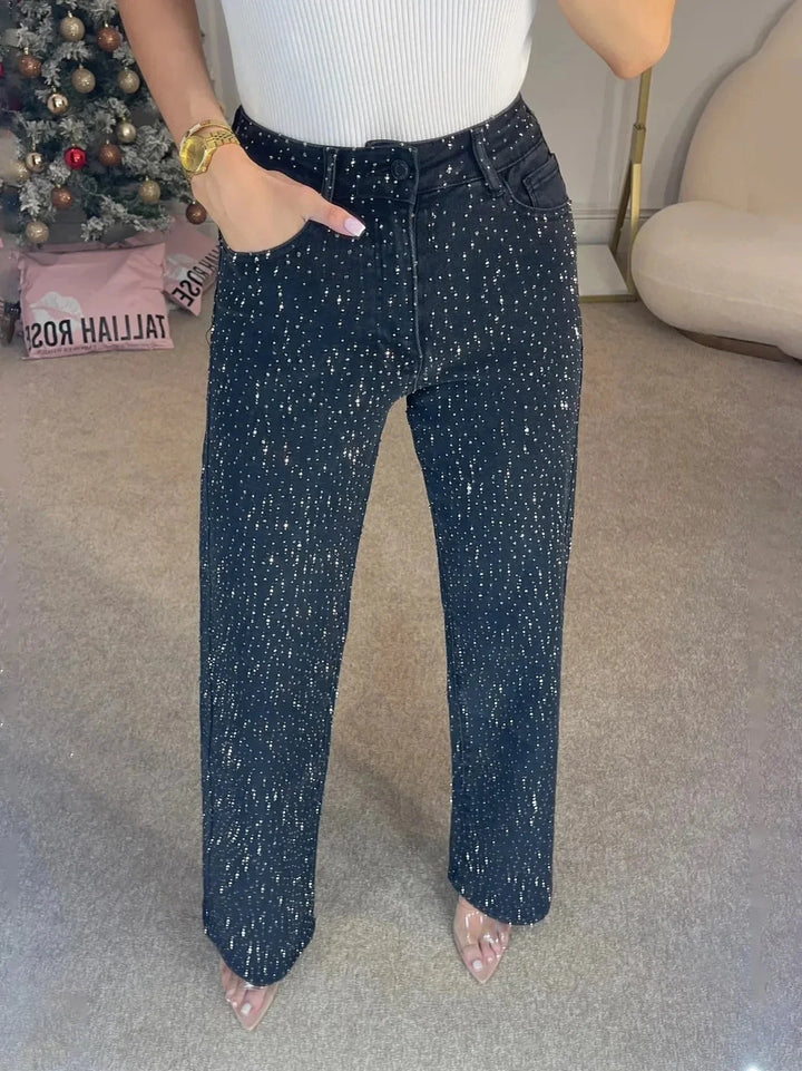 Schwarze Damen Mom-Jeans aus Baumwolle mit funkelndem Detail und geradem Schnitt für lässigen Stil.