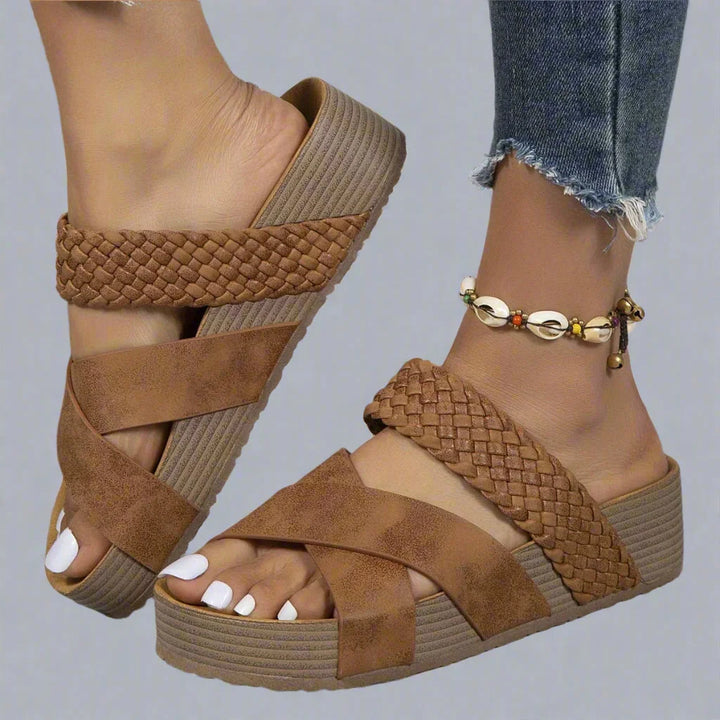 Damen Orthopädische Sandalen mit Flechtdetail und Keilabsatz