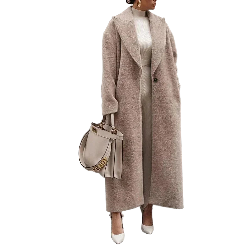 Damen Khaki Oversized Trenchcoat aus leichtem Material mit Reverskragen und praktischen Taschen. Ideal für lässige Outfits.